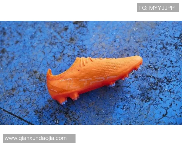 彪马足球鞋球星私人定制独特设计助力赛场表现提升