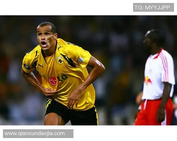 足球场上的魅力男神 盘点那些既帅气又有才华的足球明星